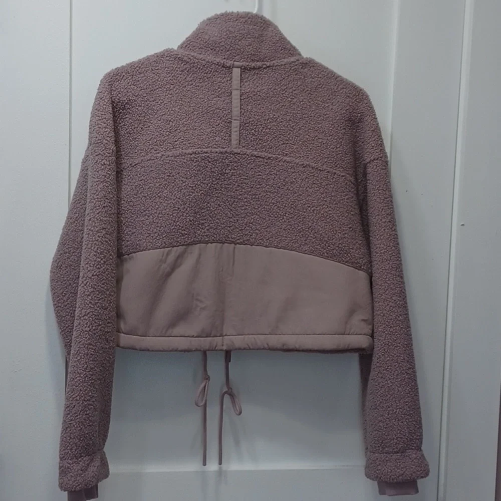 NWT Lavender Purple Cropped Fleece & Faux Fur Sherpa Big Pockets Zip-Up Jacket - Picture 2 of 13
